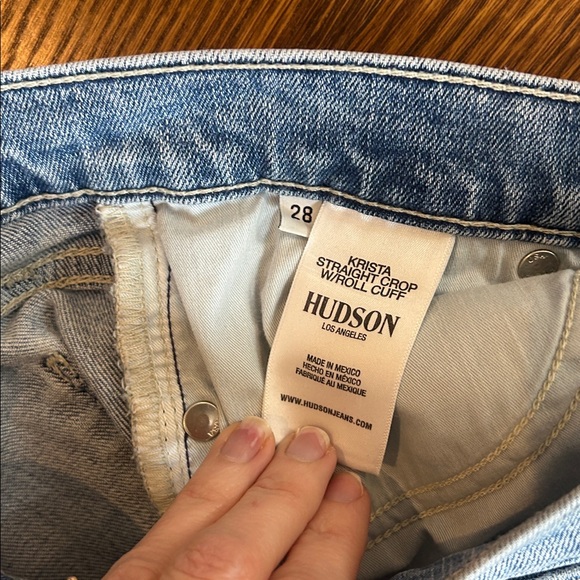 Hudson Krista Straight Cropped Blue Distressed Roll Cuff size 28 - Picture 5 of 10